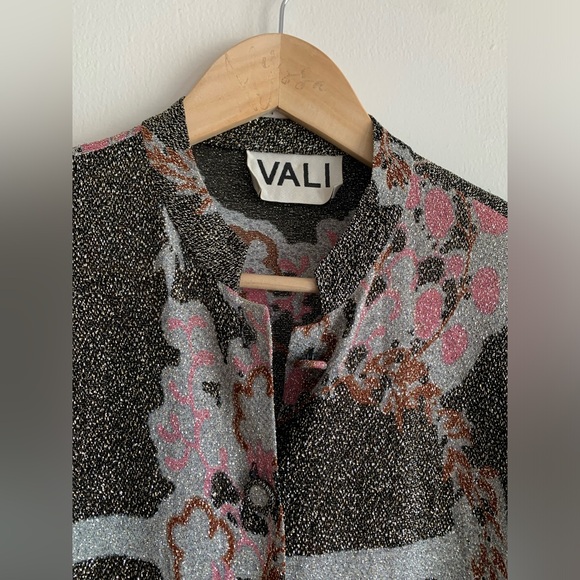 Vintage Top - Picture 2 of 6